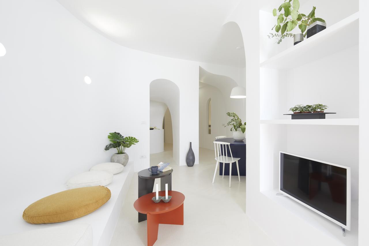 אימרוביגלי Olia Villas & Suites מראה חיצוני תמונה